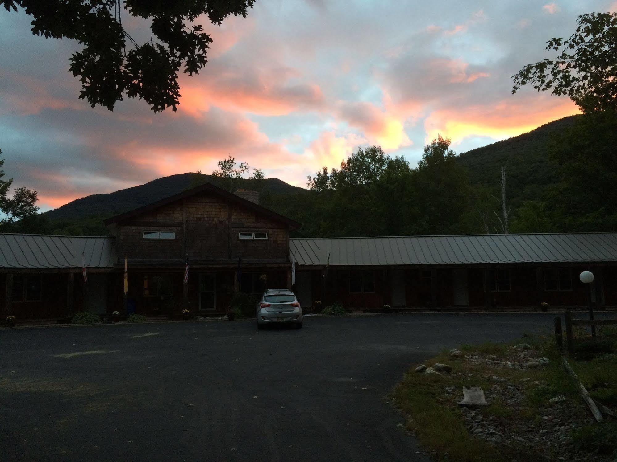 Aerie Inn Of Vermont East Dorset Exterior photo